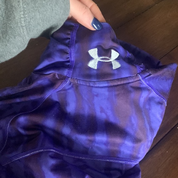 Top - Picture 3 of 3